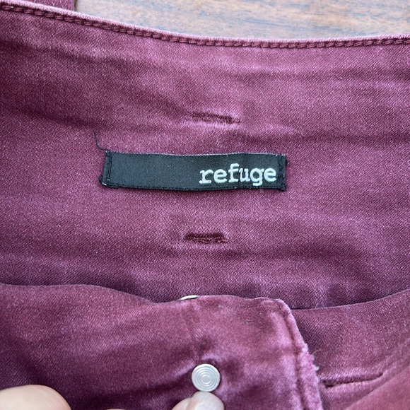 Maroon Jeans - Picture 2 of 5